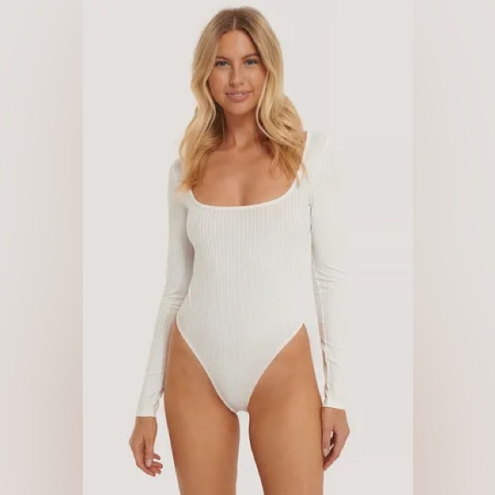 Ayla White Ribbed Square Neck Bodysuit N227-54